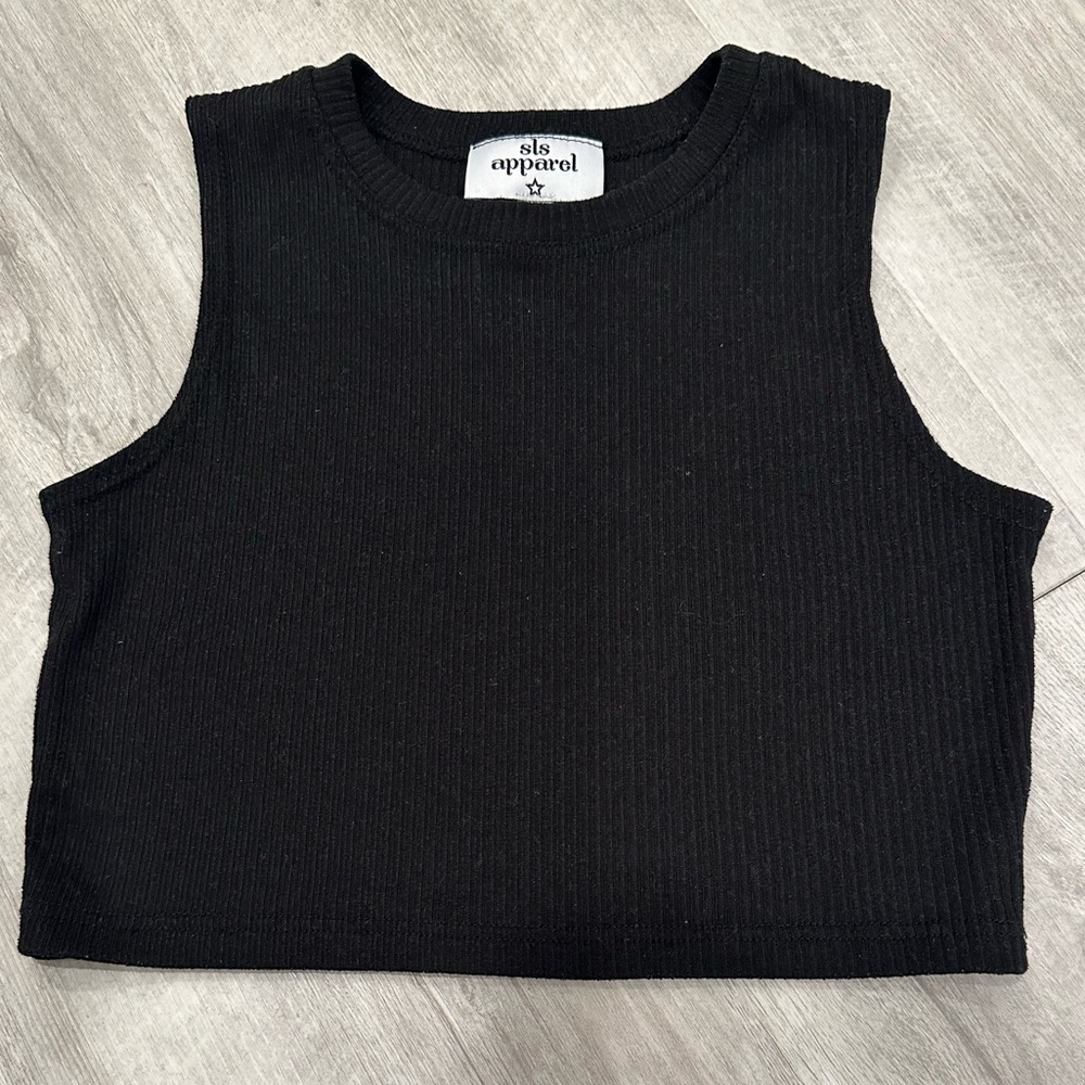 EUC sls Apoarel tank